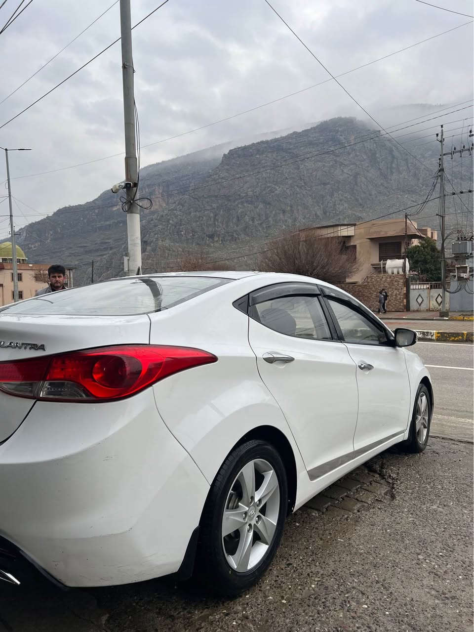 هۆندە ئەلێنترا مۆدێل 2014 
مەکینە بچووک مررغوب فوول 
 گێر ئۆتۆماتیک ناوزەرد سلایت جام کارەبای سوکان ڤۆلیۆم ویل کەپ 
***********
*********** سوران, أربيل
