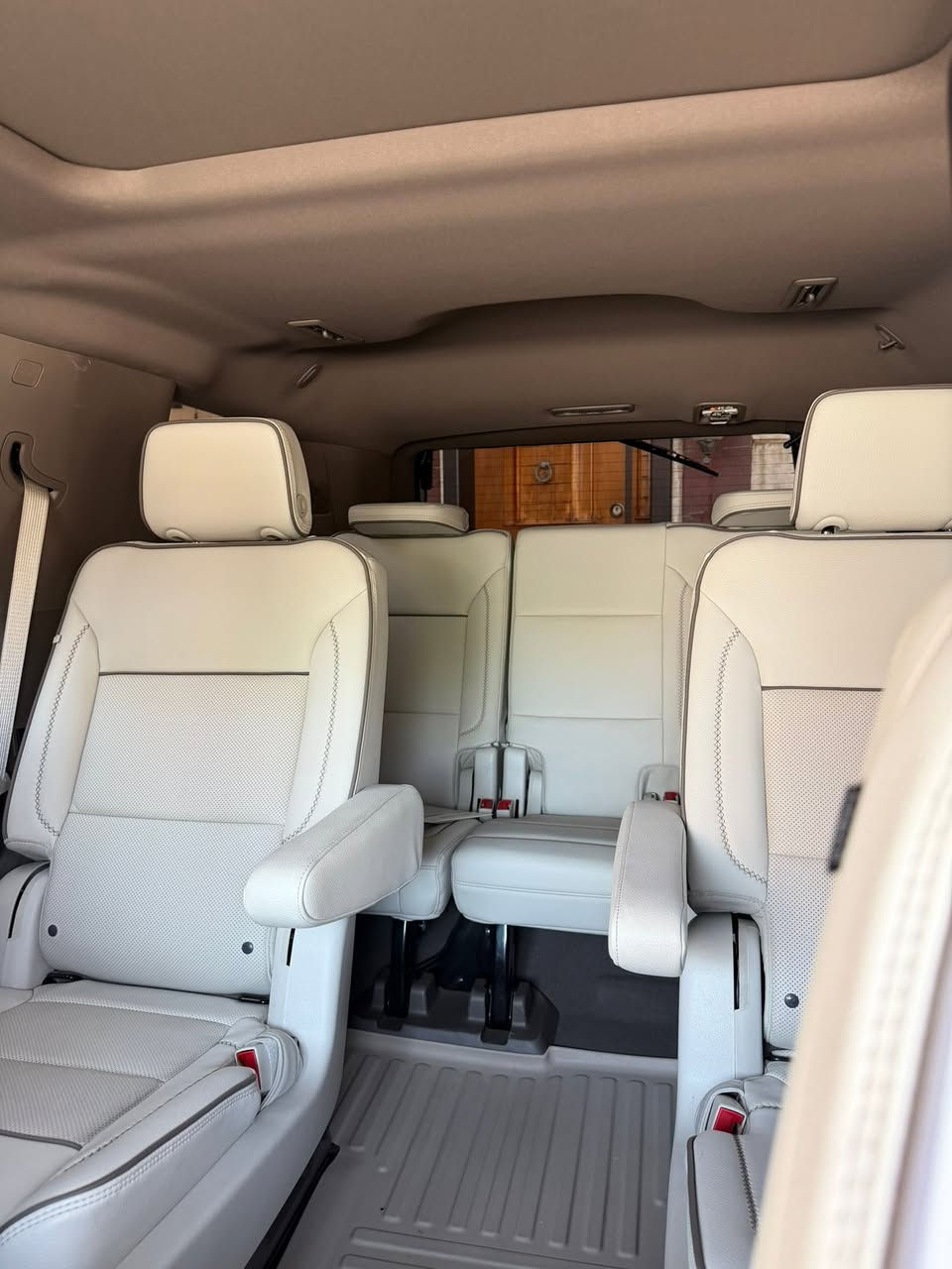 السلام عليكم
🔹 للبيع جي إم سي يوكن دينالي 2025
🔹 GMC YUKON DENALI 2025

▪️ وكالة المنصور
▪️ كفالة عامة السونر بلمنشور
▪️ رقم بغداد
▪️ ممشى 23 ألف كم فقط
▪️ بحالة الوكالة
▪️ مغلف PPF كامل بقيمة 2000$

⭐️ مواصفات دينالي VIP فول

✅ محرك V8 سعة 6200cc
✅ شاشات خلفية مع HDMI
✅ تبريد 3 مناطق
✅ Apple CarPlay Wireless
✅ مرآة كاميرا
✅ كاميرات 360°
✅ حساسات أمامية وخلفية
✅ تشغيل وإطفاء أوتوماتيكي
✅ ثلاجة تبرد حتى -5°
✅ رادار
✅ نظام المحافظة على المسار
✅ دفع رباعي وثنائي مع التحكم
✅ هاند بريك كهربائي
✅ شاشة عرض معلومات على الزجاج (HUD)
✅ ستيرن كهربائي
✅ نظام النقطة العمياء
✅ مراقبة ضغط الإطارات
✅ مراقبة فلتر الهواء
✅ سقف بانوراما
✅ مستشعر حركة خلفي
✅ كراسي VIP منفصلة
✅ تصعيد وتنزيل الصف الثالث كهربائياً
✅ كراسي أمامية تدفئة وتبريد
✅ كراسي خلفية تدفئة
✅ ستيرن تدفئة
✅ تشغيل عن بُعد
✅ حفظ وضعية الكراسي للسائق
✅ منافذ Type-C أمامية وخلفية وللصف الثالث
✅ طي الكراسي الوسطية كهربائياً ويدوياً
✅ فتح الصندوق بالقدم

💰 السعر: 75,800 دولار وبيها مجال 

📍 مكان السيارة: بغداد - شارع فلسطين

📞 للاستفسار:
***********
