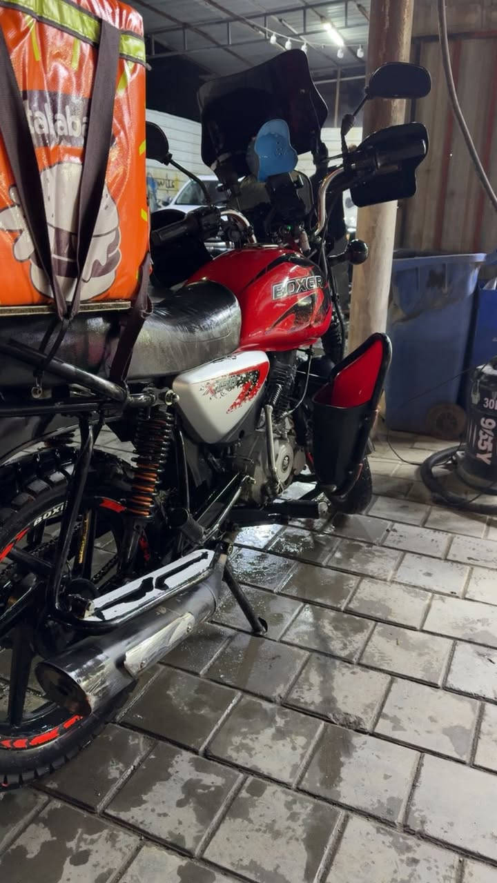 سلام عليكم دراجه بوكسر موديل 2023 شهر 10 دراجه نضيفه كلشي مجفته تجفيت شركه شرط  لاتنقص ولا تبخر مكينه جديد كلش سنويه نكليزي تحويل ثاني يوم عنوان بغداد مدينه سعر 2500 بيه مجال توصل ***********
