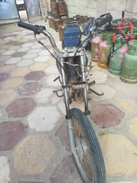 دراجه نامه ادوات سعره 200 متواجد ماسنجر و واتساب 07726613970