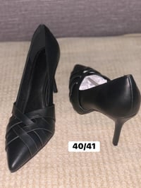احذية • ماركات • توصيل لجميع المحافظات
