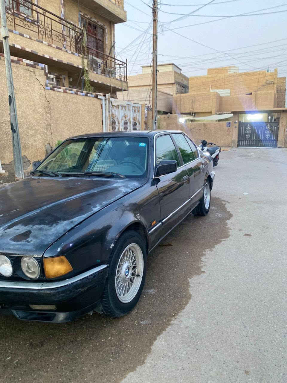 السلام عليكم بيم مرديل 92مكينه وكير وصدر خيرمن الله بسمنه نقص تبريد مكان السياره بغداد الحسينية شارع ابو سمير السعر 33غير متواجد عله الفيس ***********
