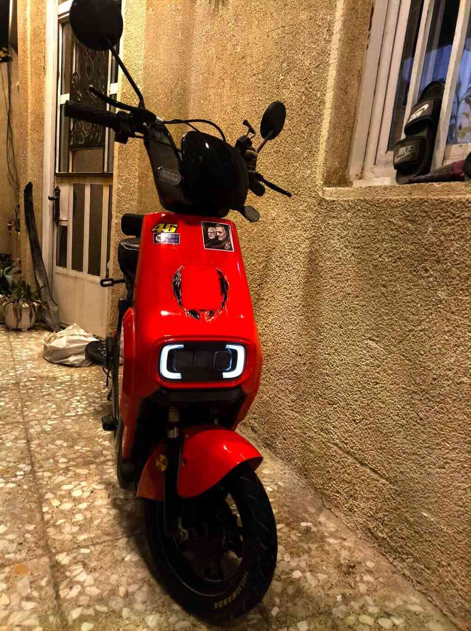 سلام عليكم دراجه شحن 2026حجم14الدراجه ما ناقصه اي شي
مواصفات 4بطاريات اسويجين بصمتين تاير امامي جديد.سعر350                                                                الستفسار ***********
