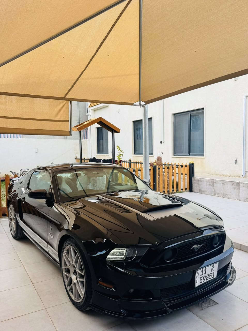 السلام عليكم
فورد موستنك 
موديل 2013
وارد امريكي حادثه جاملغ السايق فقط مبدل اصلي نفس اللون وجاملغ الصدر جان بي بارد مو حلو ورشيته صور الحادث مرفقه ويه المنشور 
يعني السياره قطعه وحده صبغ اريرباك ستيرن طاك ومرجع

مكينه 6سلندر 3700
كير مكينه اكسل مكفولات
السياره جاهزه مجهزه ع اخر حبه
تبريد تدفئه
جامه اماميه
صدر امامي وخلفي اصلي وكاله من طبلات دبلات بوش هاوزن بوش اكسل ميزانيه الكترونيه ولويات خلفيه مهبطه
شادله ويل اصلي امريكي هو والتايرات
والمازدات ماخذهن اصليات من كصه ب450$
والويل ب400$
عليه هدرز BBK
ووسطيات يعني صوت مرتب مو نشاز
وعليه فتح فصله وبك فاير 
عليه وبوليش جديد ونانو سيراميك 3 مراحل
الغرفه كله تفصخت تغسلت ورجعت نشدت
والكشنات مدوشمه 
رقم بغداد هزه سنويه ولوحات جدد وباسمي مجددهن قبل شهر وغرامات مصفره
السعر 110 وبي مجال بسيط بسيط
اخوان الي تعجبه حيالله يجي يشوف ويكلب ويقتنع وسهله
والي ماتعجبه يلكي الاحسن
العنوان: صلاح الدين /بلد/ الضلوعيه
***********
اقره المنشور كلش زين واقتنع واتصل
