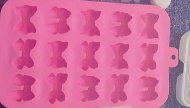 القالب الفيونكه الوردي رجع توفر منه
يتوفر توصيل بغداد والمحافظات ب٥ الاف


**إذا كنت صاحب هذا الإعلان وتريد حذفه لأي سبب، رجاءا أرسل رسالة إلى الدعم الفني**