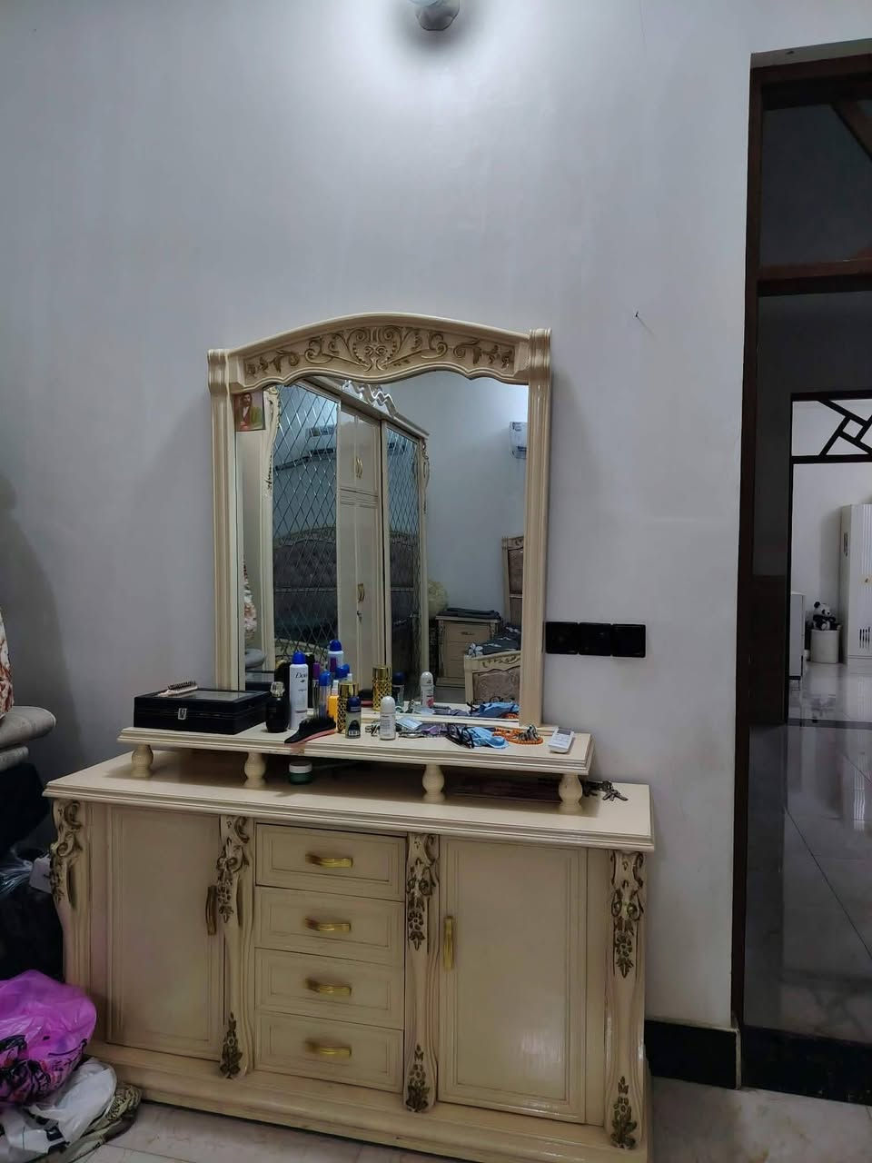 السلام عليكم
غرف نوم للبيع عدد 2
الاولى خشب ماليزي ثقيل تكمه مابي اي ضرر
نظافة 100%
الثانية غرغة نوم تركي شبابي بناتي نفر واحد مابيها اي ضرر جديده نظيفه كلش
مكان التاجي سبع البور 
‏‪+964 776 419 8840‬‏
‏‪***********‬‏

