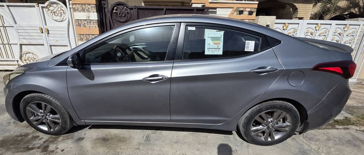 النترا موديل 16 خليجي  محرك 1600مكفوله من الصبغ والتبديل تحكم ستيرن وقطعتين تبريد شاشه وكامرا السعر 115 رقم بغداد للاتصال ***********
