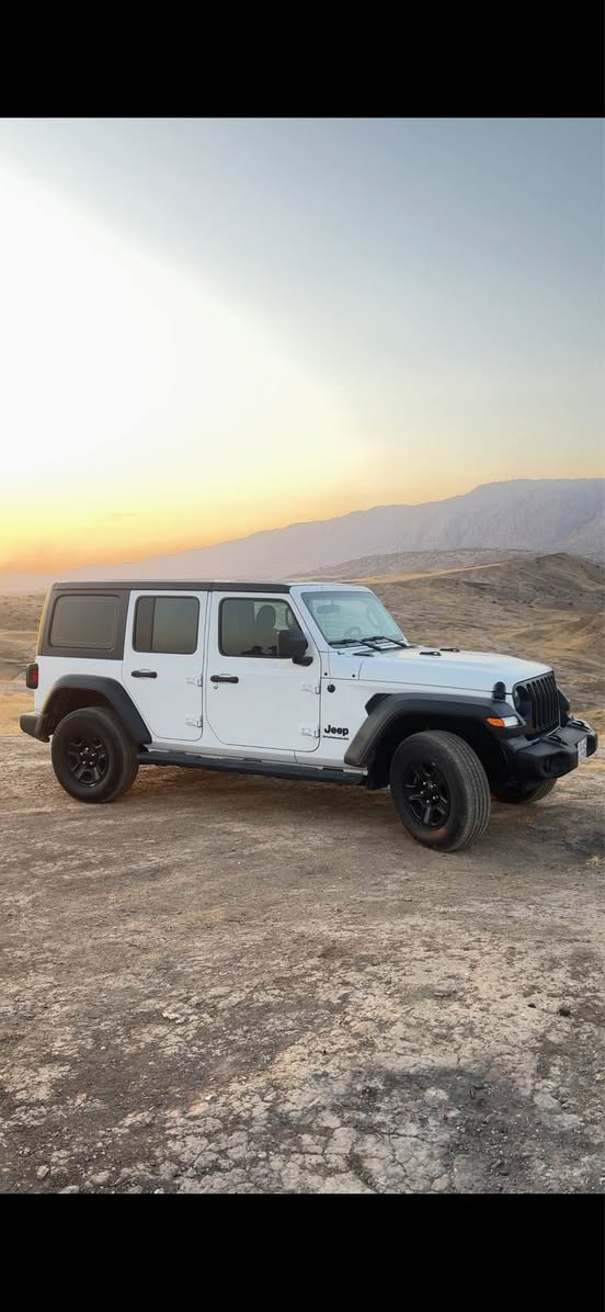jeeb wrangler 2023 sport
V6🔥
16mil ماشي
بدون سبغ
دبل اكسل 4/4
سعر280بيها مجال قليل
سياره رقم دهوك
عنوان :ئاكري /عقره
رقم تلفون:واتس اب *********** اكر, نينوى
