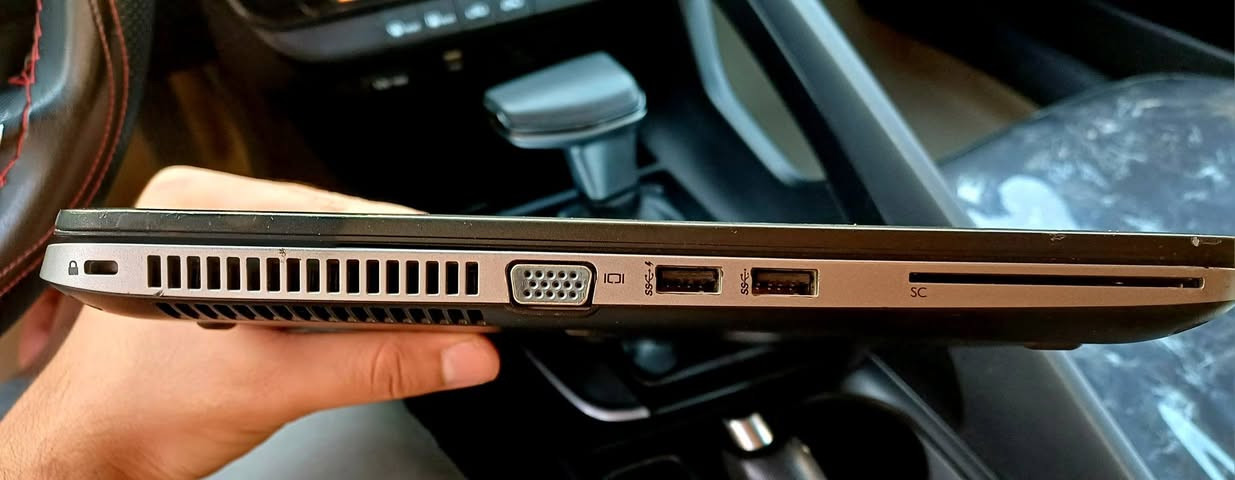 للبيع ذاكرة 256 السعر 300 الف وبيها مجال بسيط اي استفسار واتس آب (***********)
