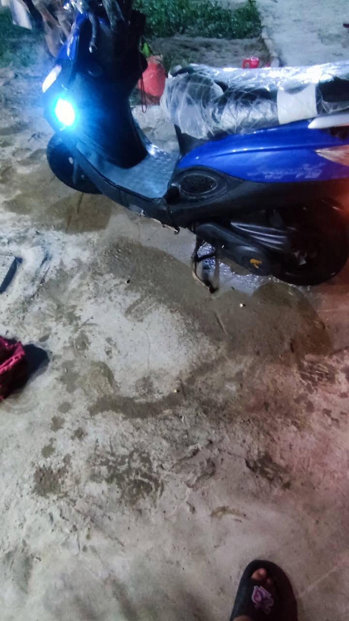 دراجه للبيع كفاله عامه رمبه موديل 14 مكان رفاعي سعر 675 وبيها مجال قليل دراجه انضف من صوره ***********
