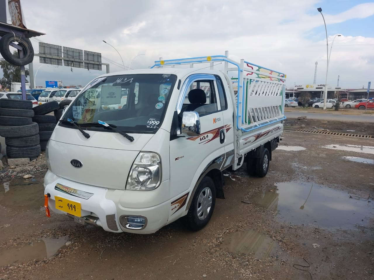 عنوان شيخان معرض هاولاتي
كيا حجم 2700 موديل2012 محجال كامل منافيس اصلي شرت وكاله سعر 78 ///***********
