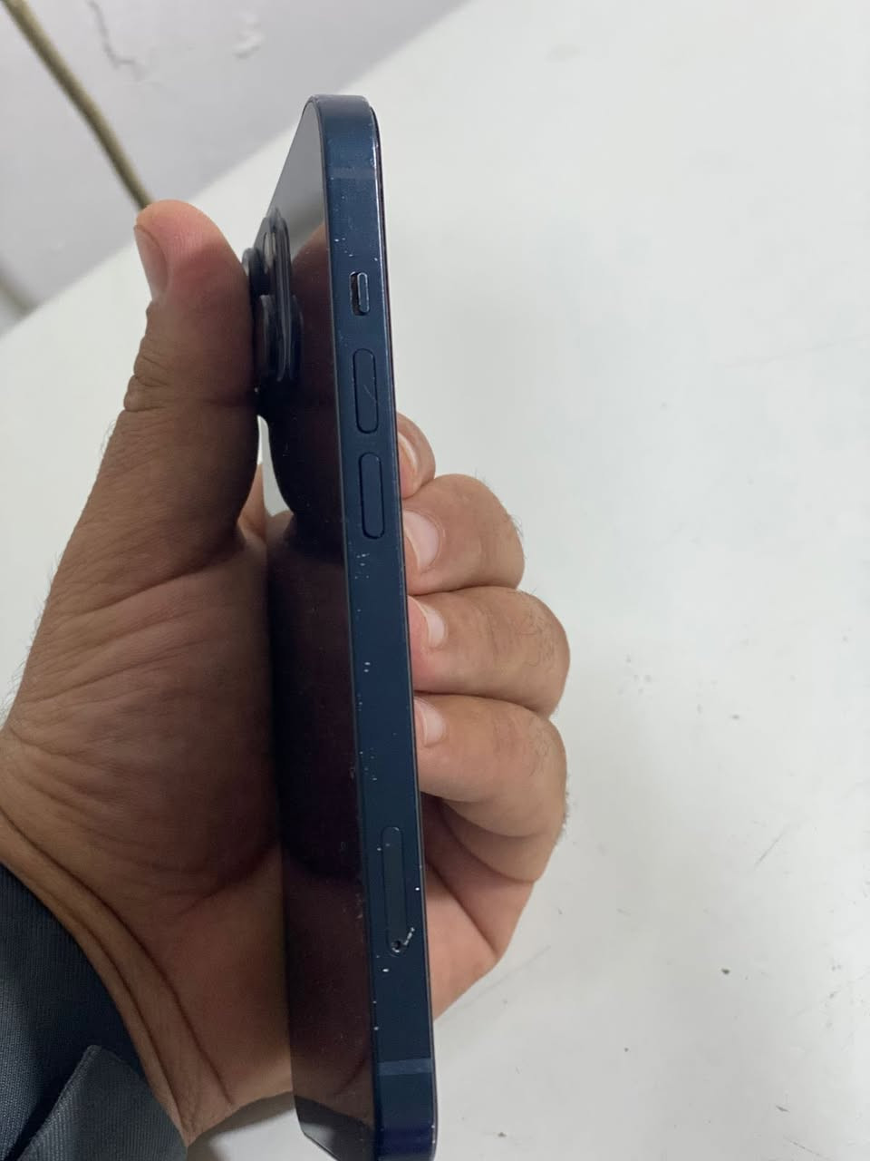 سلام عليكم ايفون 13ذاكره 128 دبل شريحه نضيف ع وضع الشركه مامبدله اي شي بي ولا مفتوح بطاريه جوه 75% السعر 430 وبي مجال بسيط ***********
