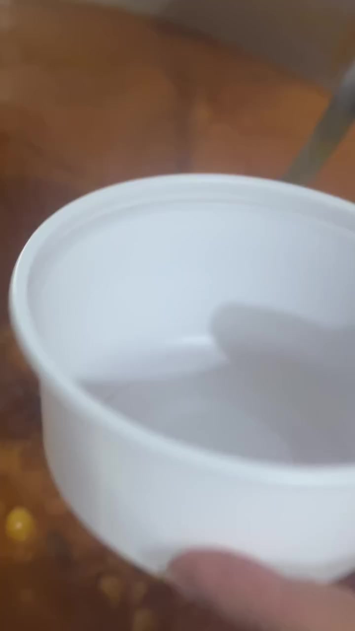 متوفر للفطور مطبك دجاج 
ودولمه 
الحجز ينتهتي الساعه 2 
***********
@إشارة
