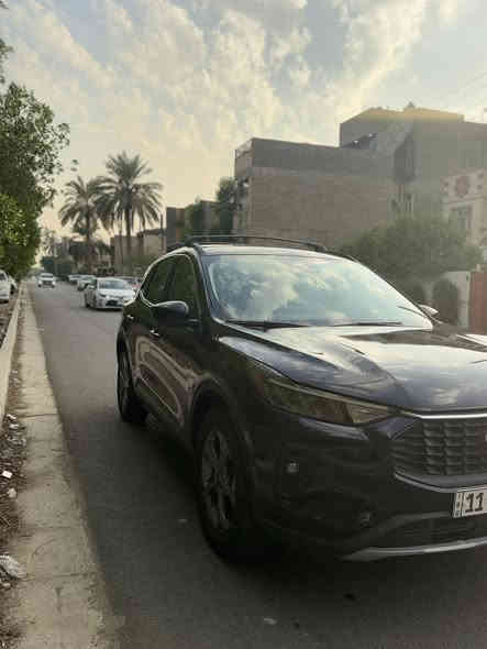 فورد سكيب 2024 
ماشيه/12 الف سياره جديده كلش 
* مواصفات السيارة:
مقاعد جلد كهربائية + تدفئة وخزن
‏CarPlay + شاشة كبيرة
حساسات + تحكم صوت من المقود
تبريد  مركزي قوي
‏豢
مكينة:2500 دوش 4 سلندر مرغوب 
تخم تاير جديد
حداديه وضع الشركة
ويل سبورت + مثبت سرعة
كاميرا خلفية
رقم بغداد 
السيارة جداً نظيفة وخالية من المصاريف
ملاحظة: حادث السيارة ( ربع النيد فقط بدون دواخل شرط)
$السعر: 169 ورقة - ويوجد مجال بسيط
‏العنوان :بغداد حي الخضراء 
‏الرقم :***********
