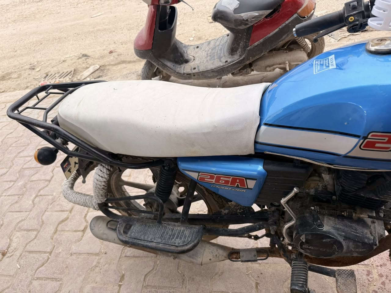 السلام عليكم دراجه دايون لبيع مديل 2020 أوراق اصولي الدراجه ضيفه مابيه اي نقص ليحب يتواصل اتصال عله هاذه الرقم ***********  الموقع كربلاء اطويريج الجمعيه السعر 1300 وبيه مجال
