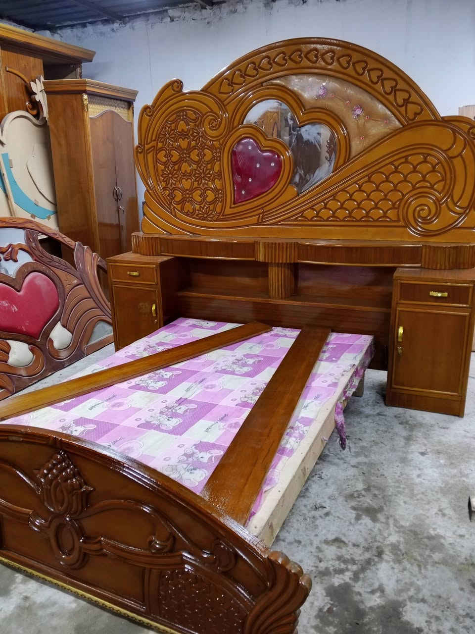 قرفه مستخدمه.ام.5نضيفه.سعر.450
قفل.بغداد.مدينت.الصدر.يوجدتوصيل.***********
واتساب
