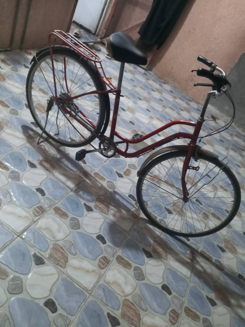 السلام عليكم بايسكل حجم 27 السعر 70 وبي مجال للطيبين الموقع ديالى شهربان المقدادية حي المعلمين 
رقم تواصل *********** موجود خاص
