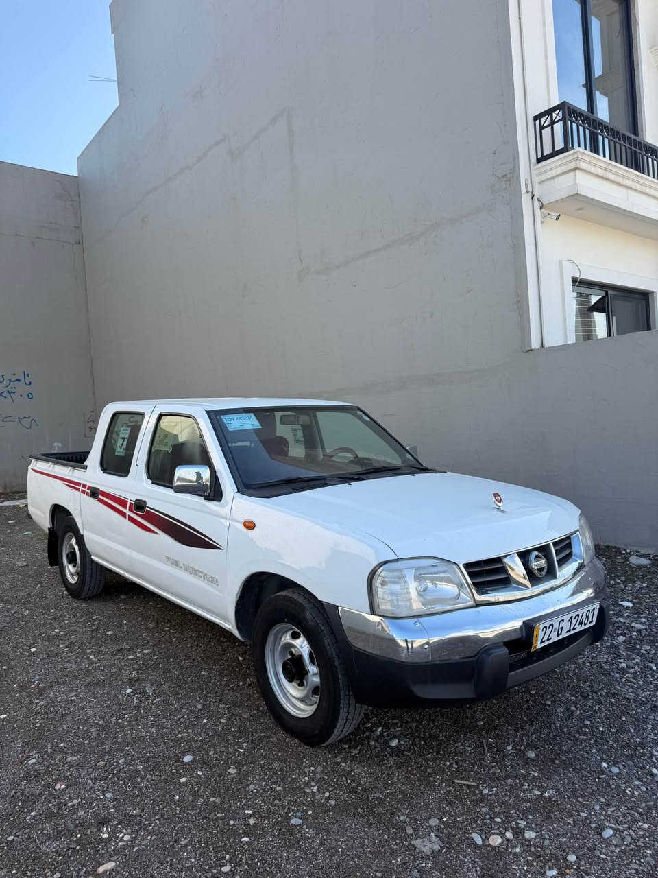 نیسان مۆدیل ٢٠١٠ سەیارەکە ٢ پارچەی سبوخە  زۆر جوان ماوەتەوە مەکینەی نەکراوەتەوە سەنەوی تا ٢٠٣٠ تازەیە بەشەرتی گێرو مەکینەو ئەکسل و تەقە و رەقە یەک دیناری مەسرەف تێدا نیە هەموو شتی لەسەر دەقی بیلادی ماوەتەوە سەیارەکە لە هەولێرە 
نرخی ١١٠
*********** أربيل, العراق
