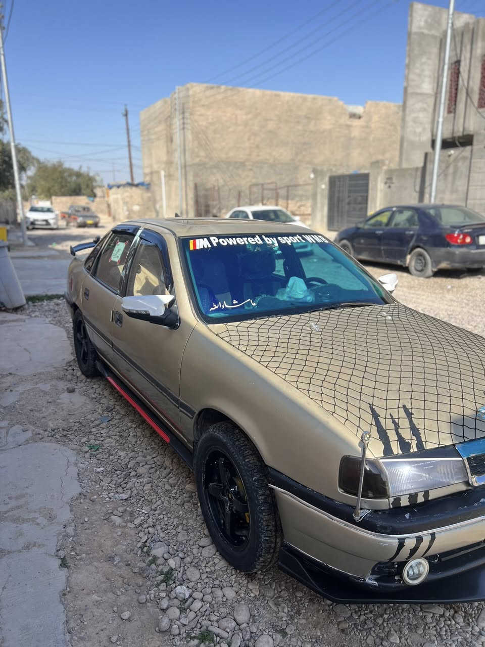 سلام عليكم     اوبل فكترا حجم 16  كيرومحرك شرط
رقم مشروع وطني تحويل شرط 

صدر امامي خلفي جديد 

تخم تاير جديد عليها ويل ١٦ 

كهربائيات كلها شغاله

السياره كلشي ماتصرف عليها مستعجل عل بيعتها

السعر ٣٠ وبيها مجال   ***********
