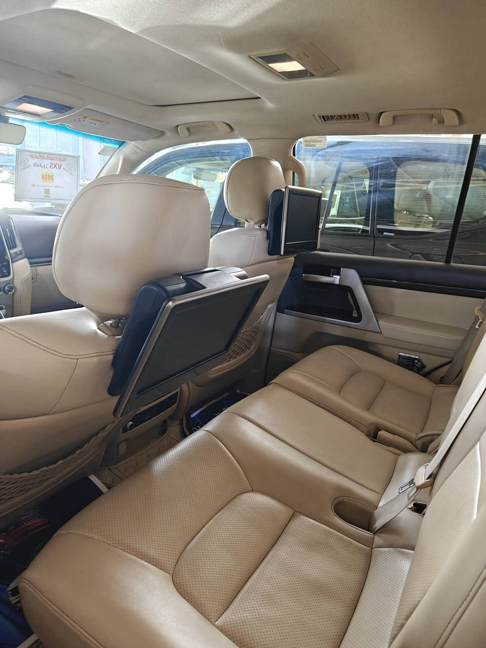 رمضان كريم
الاندكروز 2016 Vxs
فول مواصفات 1 على 1
عداد 145 الف 
8 سلندر 5700
مكفوله فقط دعاميات مصبوغه
رقم بغداد دولي باسمي تحويل مباشرة سنويه هزه جديد 
السعر 51 الف يعني 5 شدات 10 
اي استفسار 
*********** 
مكان بغداد البياع
