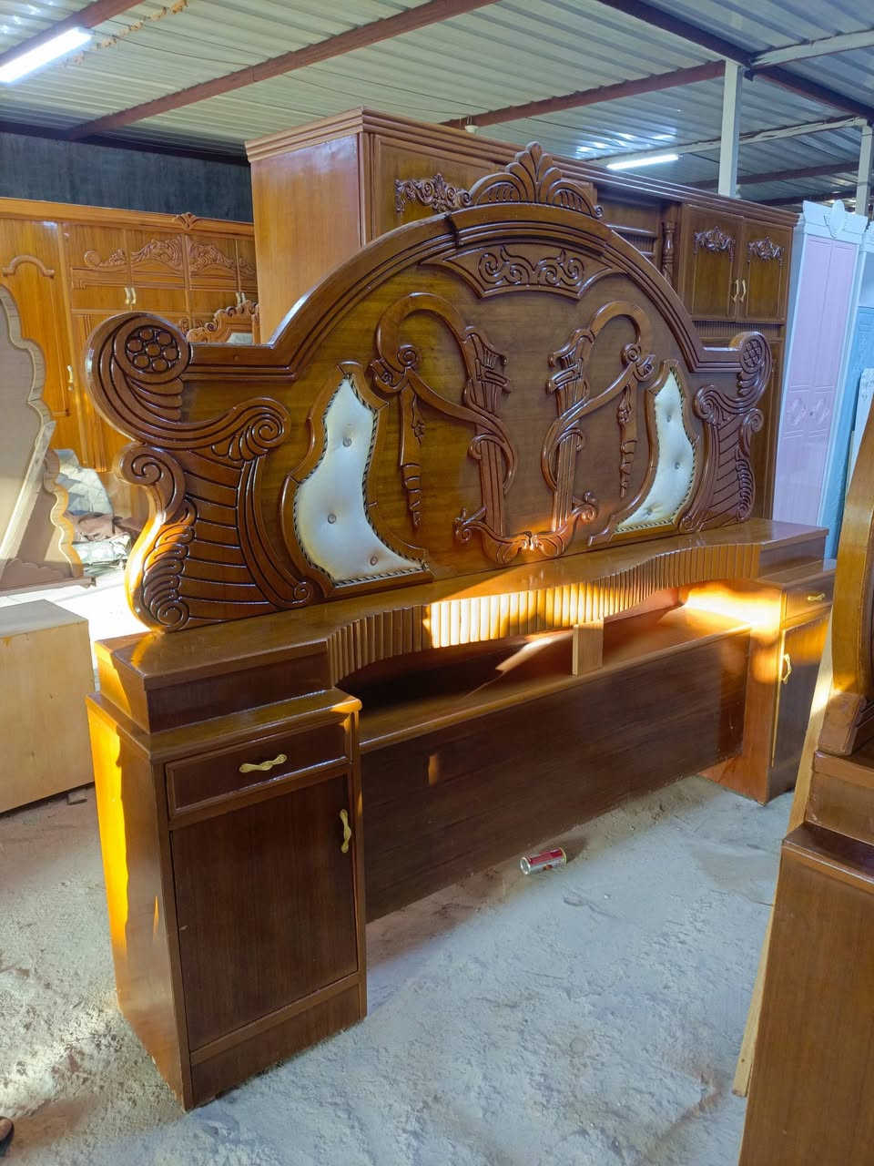 غرفة ام ((٥)) تزكام السعر ٦٠٠وبية مجال رقم تواصل ***********
