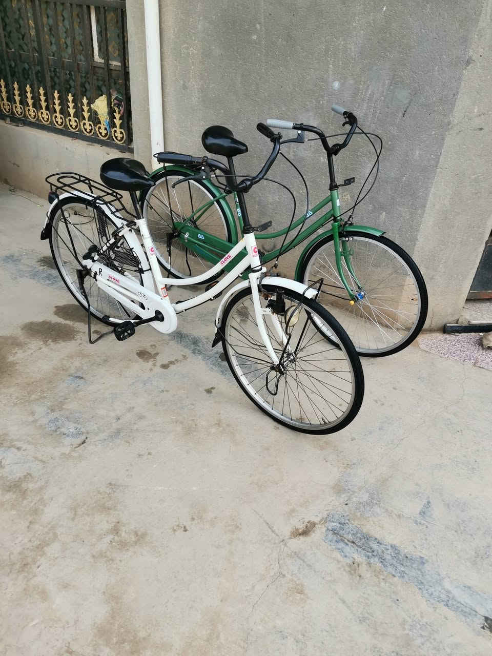 سلام عليكم للبيع
الخضر شركت BD موديل ٢٠٢٢ نضيف مانقصه شي
سعره ١٠٠ قفل
الابيض شركه NA2موديل ٢٠١٦ سعر ٧٥
ثنينهن ب١٥٠ قفل تجي شبين مجال كبل احضرك
رقمي ***********
