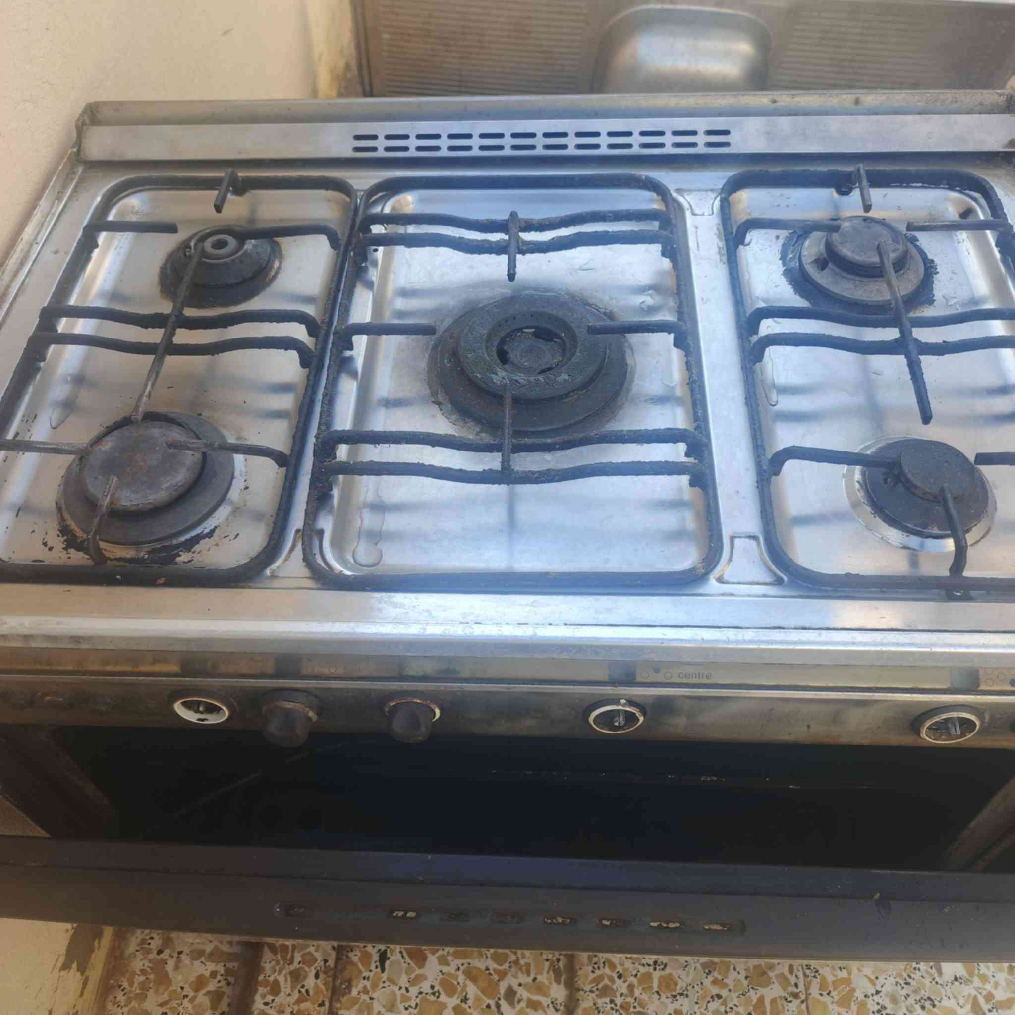 للبيع طباخ كريازي فرن جوه وفوك يشتغل والعيون كم وحده تشتغل يرادله ادامه سعره ٧٠ للاستفسار خاص


**إذا كنت صاحب هذا الإعلان وتريد حذفه لأي سبب، رجاءا أرسل رسالة إلى الدعم الفني**