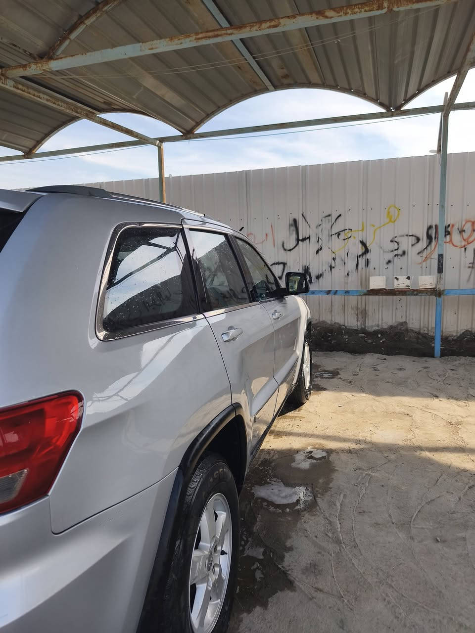 السلام عليكم ، للبيع
جيب / 2012 / لاريدو 
وآرد أمريكي ، كلين
مثل ما وضح بل صور
 ( دواخل كفاله ) ايرباك مكفول 
السياره رقم نجف
المواصفات الأساسيه
💥محرك 6 سلندر 3600 لمرغوب 
💥كير أوتو ماتيك
💥مرايات عاكس للضوء 
💥تحكم ستيرن 
💥كامره خلفية
💥نضام تقليل صرف الوقود ECO
💥منافذ شحن وأواكس أمامي خلفي 
# كشن السايق كهربائي

وباقي التفاصيل معروفه ...
أخوان السياره كامله وكلش نضيفة 
كشر السيارة نضيف 
كير،محرك،كهربائيات، 
حداده ، تبريد ، 
بألف عافيه ع الياخذها 
سياره صدك مال جـنـاي 
سيارة حلوة كلش ونضيفة
السعر ١٦٠ ورقه 
. . . . . . . . . . . .
***********
