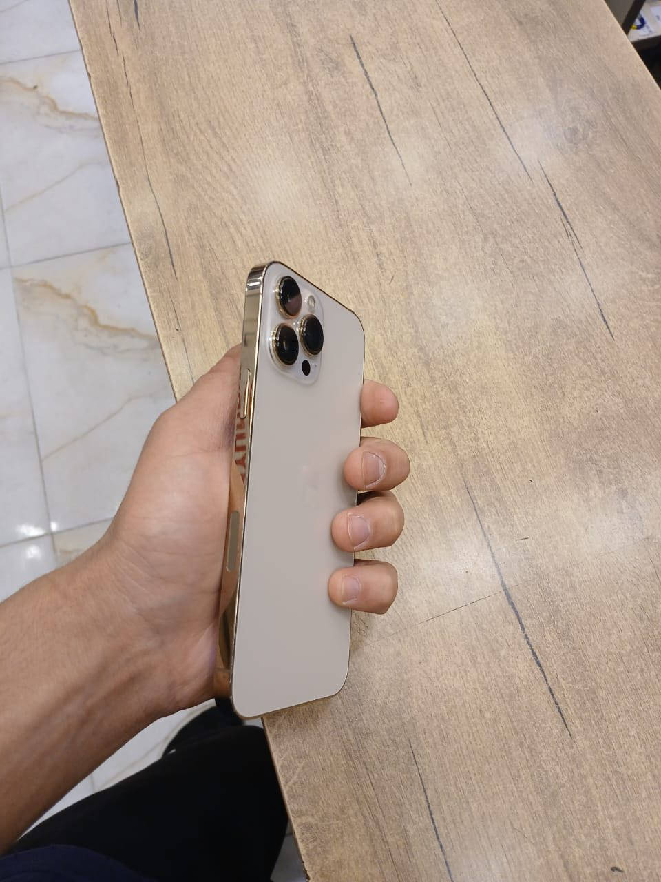 سلام عليكم  13برو ماكس ذاكرة (256) كلشي ممبدل بي الجهاز- السعر 600
الرقم:***********
