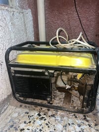 مولده للبيع 10امبير السعر 100 وبيها مجال بيع مستعجل مكانها حي اور  077...