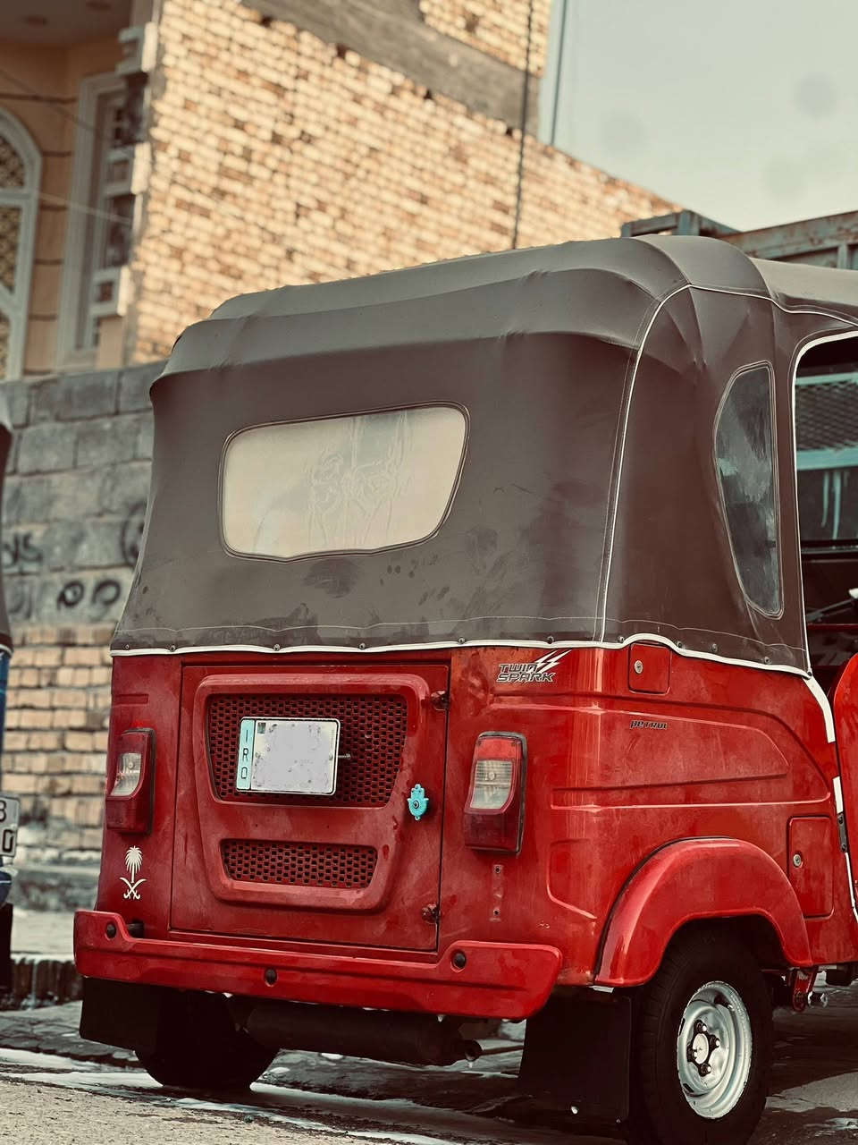 سلام عليكم تكتك للبيع موديل 23 شهر 12 رقم بصره  التكتك جديده بعدهي زيرو مكاني رفاعي ***********
