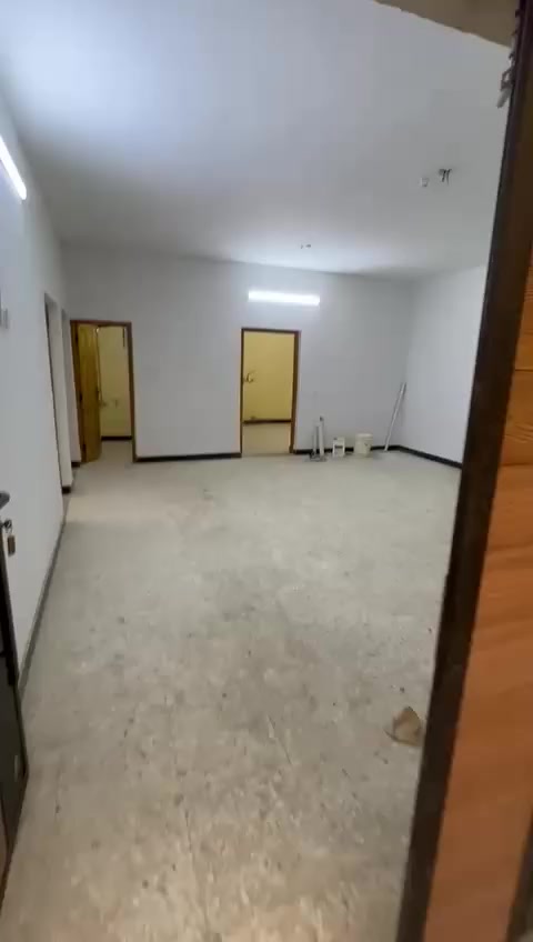 شقه للايجار طابق ثاني غرفتين وصاله ومطبخ وخدمات موقعه حي الاعلام قرب خدمي المستوصف ايجاره 500
للاستفسار 
***********
