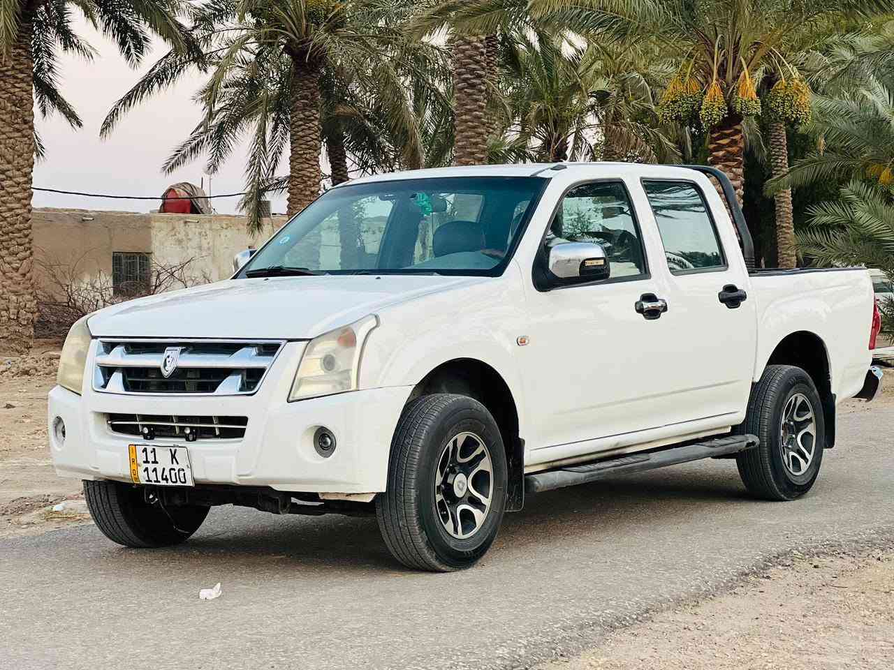 السلام عليكم
جنبي ٢٠١٥ رقم بغداد سنويه لل٢٠٢٩
كير محرك شاصي جديد
تخم تاير حداديه جديده 
تبريد ثلج كهربائيات شغاله
مكان بابل الحمزه الغربي الغزالي للأستفسار 
***********
***********
