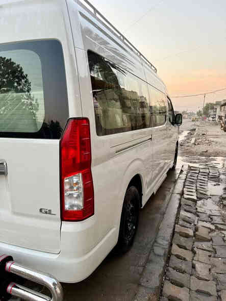 السلام عليكم هايسا 2025 زيرو للبيع 
فول مواصفات 1/1 بانزين كير اوتو كفاله عامه
دوشمه عام محمد كباشي
سيبايه سيد محسن تفصال جديد 
درع حسن القريشي تفصال جديد 
اظافة مراوح تقوية فانات 
السياره جاهزه على آخر حبايه 
مكان السياره بغداد مدينة الصدر 
***********
***********
