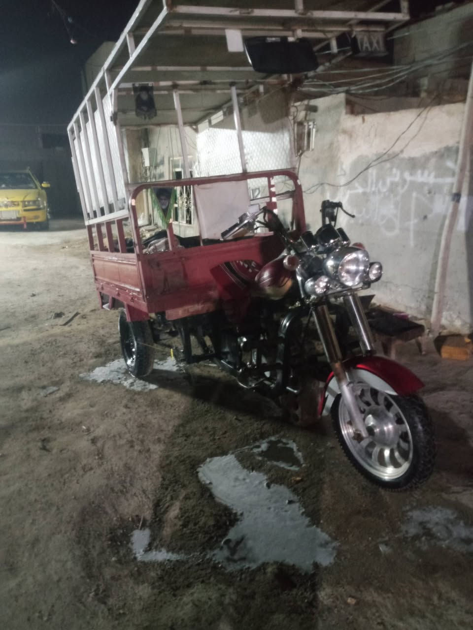 اسلام عليكم عندي ستوته للبيع كلك موديل 2016والمحرك مفتوحمدل والفات وبس مكاني ملاحظه بدون امحجر نجف  الاشرف كوفه يم السايدين مآل المطار الجديد يم بانزين خانه ريبال تو الحمره الجديدة الرقم *********** السعر 800 وبيه مجال قل
