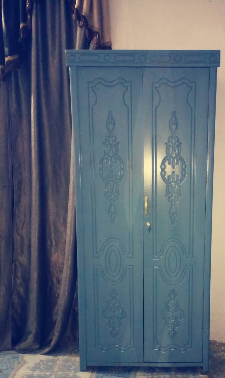 غرفة نوم للبيع الشراي..
يتواصل واتساب ***********
