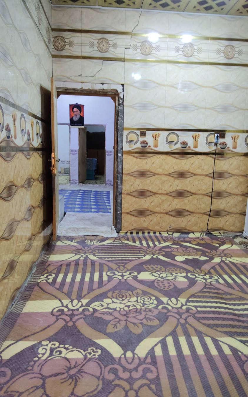 بيت للبيع حي ال علاوي
قريب على النفوس
مساحه 175
يحتوي على غرفتين وهول
وبراني قيد الانشاء
حمامات داخليه وخارجيه
الاستفسار/***********
واتساب /***********

