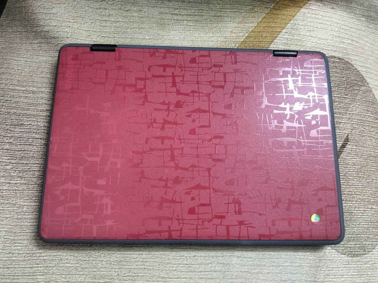 لابتوب من شركه لينوفا.    يشتغل لمس وكيبور.  كما موضح بالتصوير شغال 100% سعر 130 الف


**إذا كنت صاحب هذا الإعلان وتريد حذفه لأي سبب، رجاءا أرسل رسالة إلى الدعم الفني**