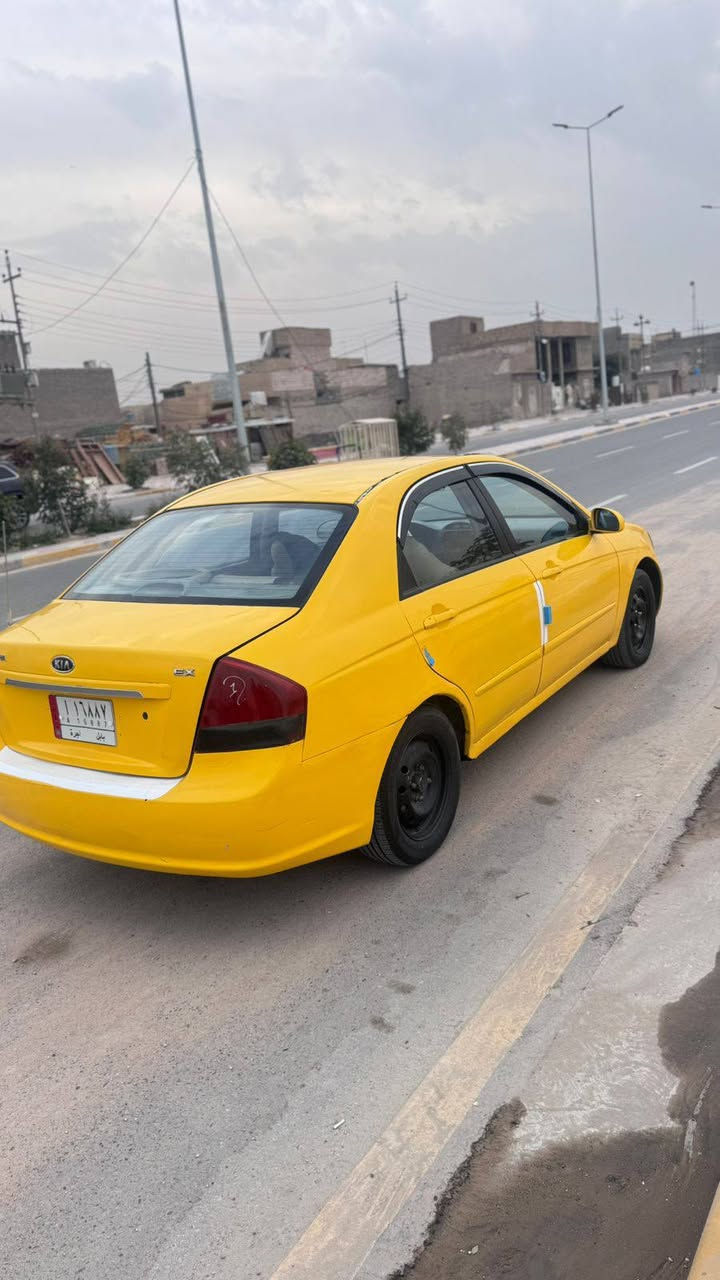 سلام عليكم كيه سبكترا 2009رقم بابل حادثه طخه خفيفه بجاملغ لخلفي ولباقي ليبل واحد مكينه2000 بيهة بخار  حداديه اماميه كله جديد تخم تاير منضومه تبريد  كله جديد كامله دواخل نضيفه لسعر 75مكان كربلاء  *********** غير متواجد علنت
