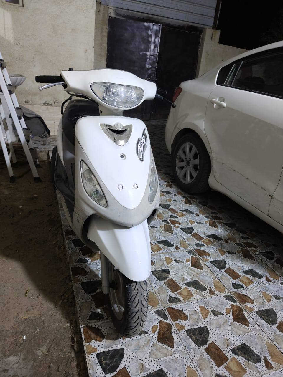 السلام عليكم دراجه ماكس منغولي البيع دراجه كهربائيات كله شغله مكينه مفتوحه ولفات فقط شرط الفحص دراجه مكفوله كفاله عامه مكاني ناصريه مركز 
السعر ٥٠٠ وبيه مجال الطيبين الشراي بخدمته 
اتصل عل رقم ***********
