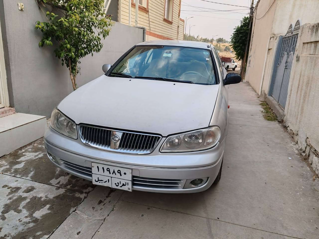 سەرتا بەناو خوای گەورە 
نیسان سەنی مۆدێل 2009 مەکینە ڕەشی سۆپەر 
4تای لۆک ویل کەپ 
کەلەو کۆنتڕۆڵ ئاوێنە کارەبا ناو زەرد سەنەوی بەسر چووە 
پێشوو پشت کەپسە  پێشی تازە داگیراوە ماڵی دۆستە یەک دینار مەسرفی نیە ناوازەیە لە جوانیو پاکی بەستێک بۆیاخی هەیە سەیارەک کاڵبونەوی سەقفی نیە سیعر 89گەڵا مەجالیکی دۆستانە*********** حلبجة, السليمانية
