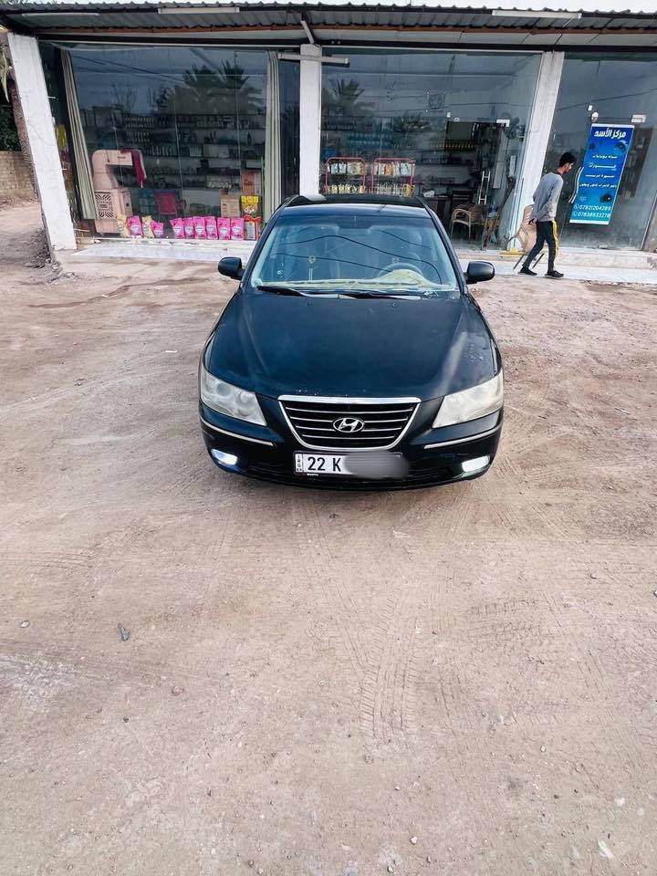 السلام عليكم 
هونداي سوناتا 2010 
  مكينه 2000 
رقم اربيل دولي تحولي او وكالئ
  بيه ( بيه جاملغ خلفي صبغ بدون دواخل وبيه جراد بلبنيد  )
سياره حلوه وجاهزه مال جناي 
    السعر ( 85 ) وبيه مجال 
الشراي يتصل ***********
مكان السيار بابل 
           الخاص مغلق بدون حراج
