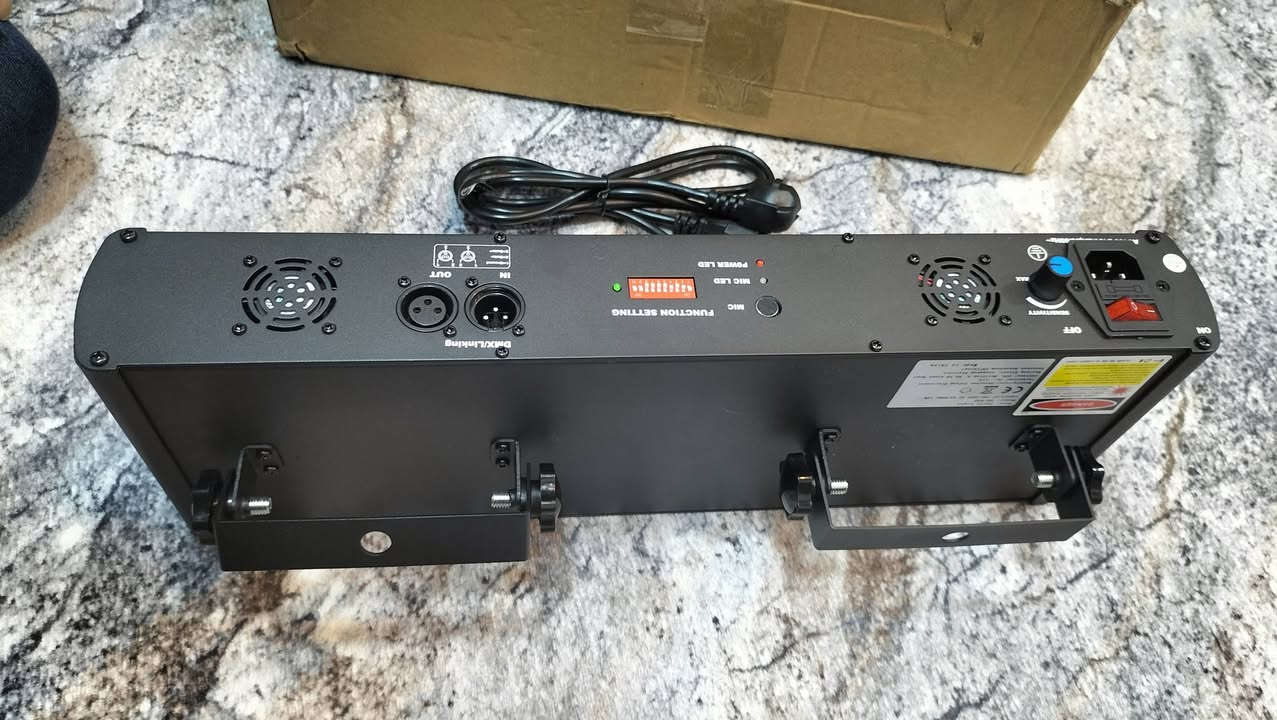 للبيع اناره ليزري  للقاعات كلش راقي استفسار 
عل خاص


**إذا كنت صاحب هذا الإعلان وتريد حذفه لأي سبب، رجاءا أرسل رسالة إلى الدعم الفني**