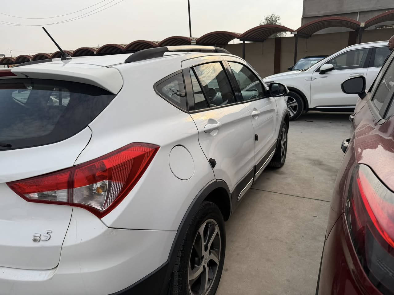 هيما ٢٠١٩
السعر ١٠٥ وبيها مجال
ماشية ٨٥ ألف
السيارة بأسمي 
السيارة كلين كلشي شرط محرك كير طخم تواير باتري كهربائيات كلها شغالة
حساسات مقاعد جلد لونين كامرة محيطية تدفئة تبريد شاشة لمس تحكمات وبعد بيها اهواي مواصفات
***********
