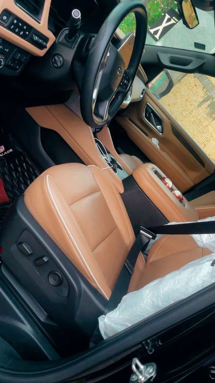 تاهو ٢٣ برمير كفاله ماشيه ٢٩ مغلفه ووكاله المنصور على وضع الشركه
٥٦٠ بيها مجال قليل 
***********
