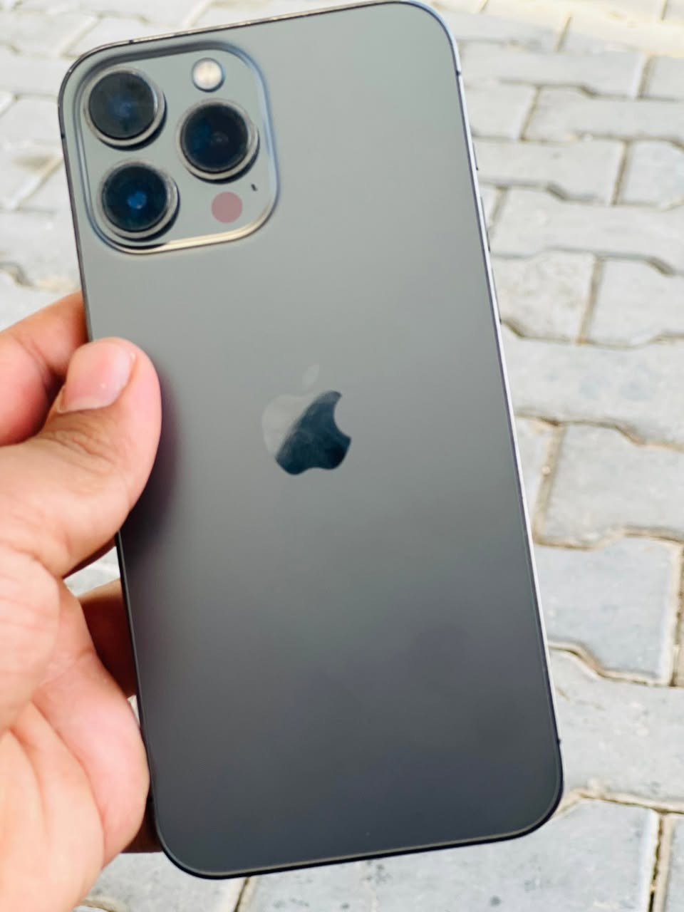 ايفون 13 برو ماكس
ذاكره 256
بطاريه 81
لون اسود جهاز مبدل فقط شاشه نوعيه زينه 
التواصل خاص أو. التصال ***********
