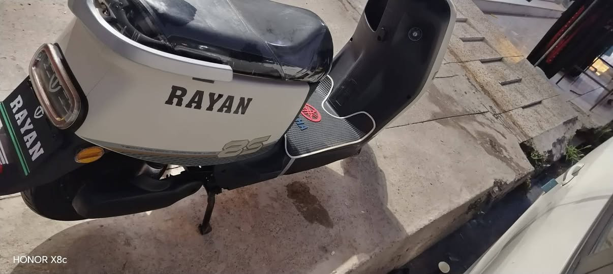 سلام عليكم 
ماطور شحن للبيع 
سعر 750الف


**إذا كنت صاحب هذا الإعلان وتريد حذفه لأي سبب، رجاءا أرسل رسالة إلى الدعم الفني**