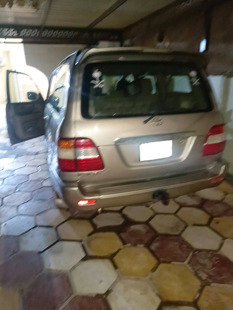 لاندكروز 2007
فول مواصفات ابيع او مراوس بسياره اقل منها 
***********
