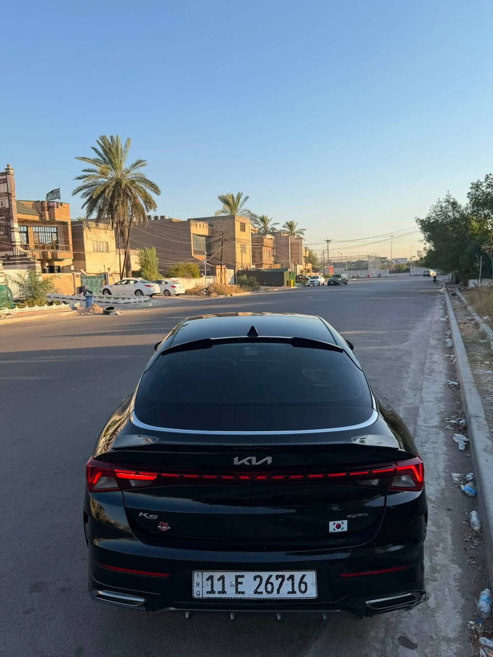 السلام عليكم كي فايف جيتي لاين
فول مواصفات 
فتحه سقف 
بصمه تشغيل عن بعد 
كشنات جلد 
تدفئة كشنات 
شاشه اعطال 
سايد بريك كهربائي 
اوتو هولد 
بيها خمس وضعيات قيادة 
قيادة ذاتيه 
السياره دفع رباعي 
ما شاء الله ماناقصها شي
السعر 158 وبي مجال بسيط حگ الجية
مكان السيارة بغداد البنوك 
للأستفسار 
***********
