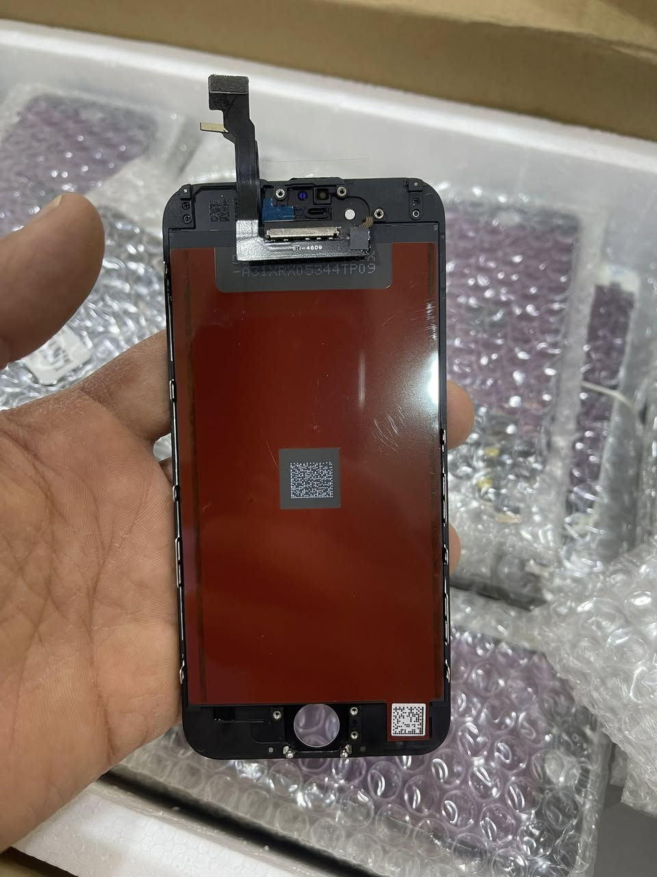 شاشه آيفون ٦g /6s
سعر قطعه ٢ دولار  
كلهن جديد كبس 
واتساب *********** 
كارتون موجود
